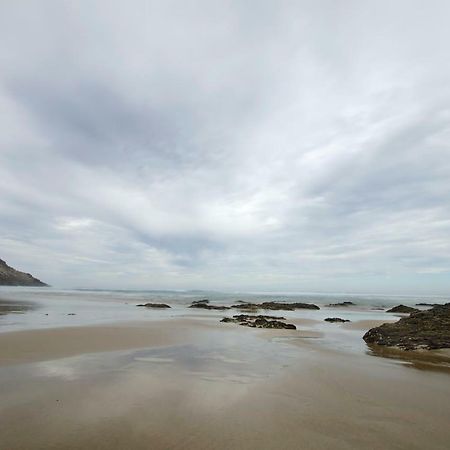 Herolds Bay Accommodation - Hiers Ons Weer Downstairs Экстерьер фото