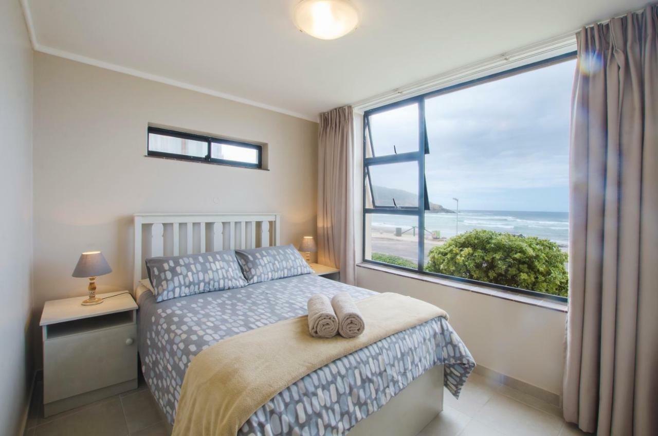 Herolds Bay Accommodation - Hiers Ons Weer Downstairs Экстерьер фото